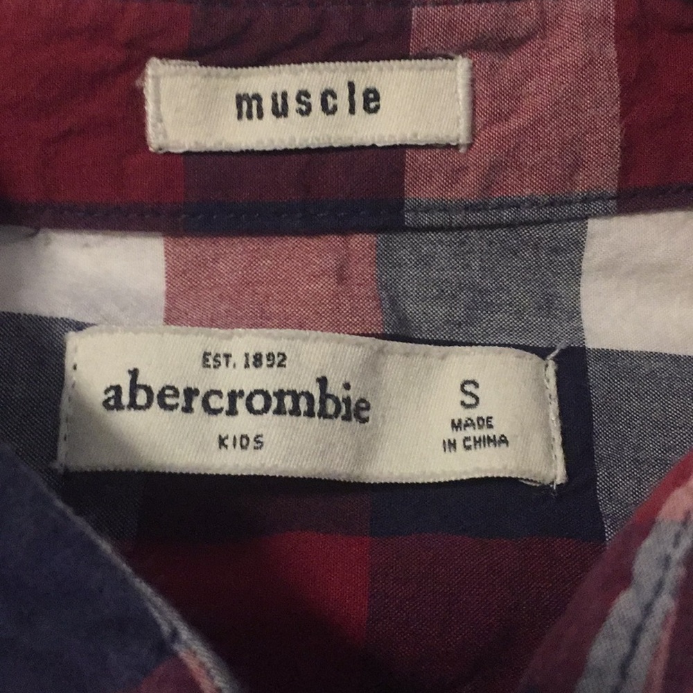 Abercrombie button down - Picture 2 of 3